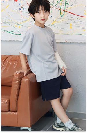 Kid's T-shirt One